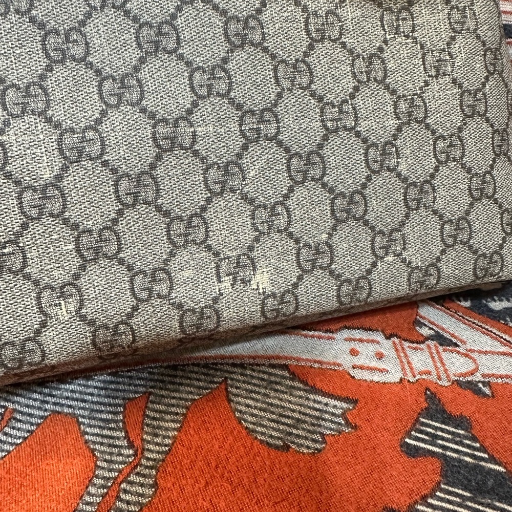 Gucci Gray and Black Monogram Tote - Picture 7 of 16